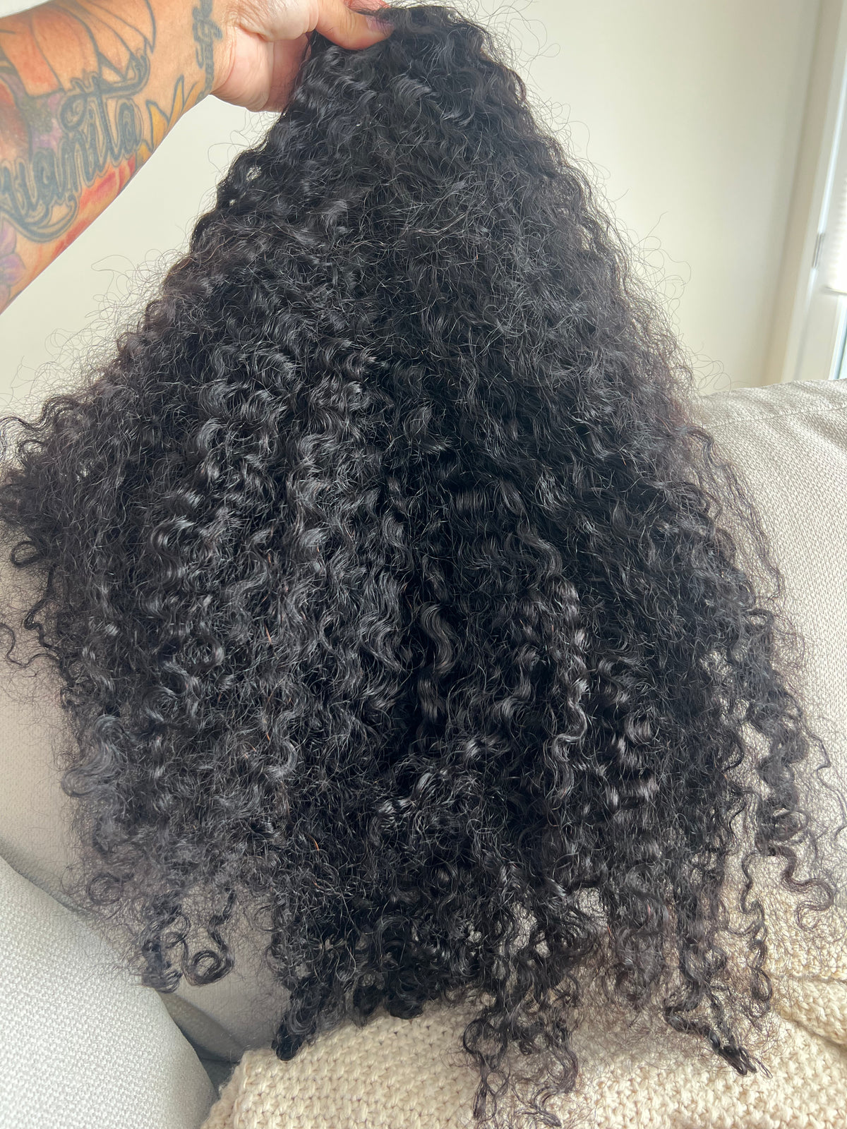Shine kiss deep curly half wig